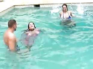 2 amazing latina babes get a dick in a pool